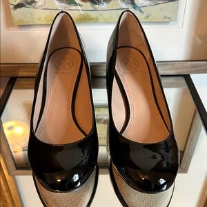 Tory Burch Black Patent Leather Shoes
